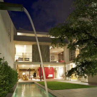 Casa UVE / remodelación (2011)